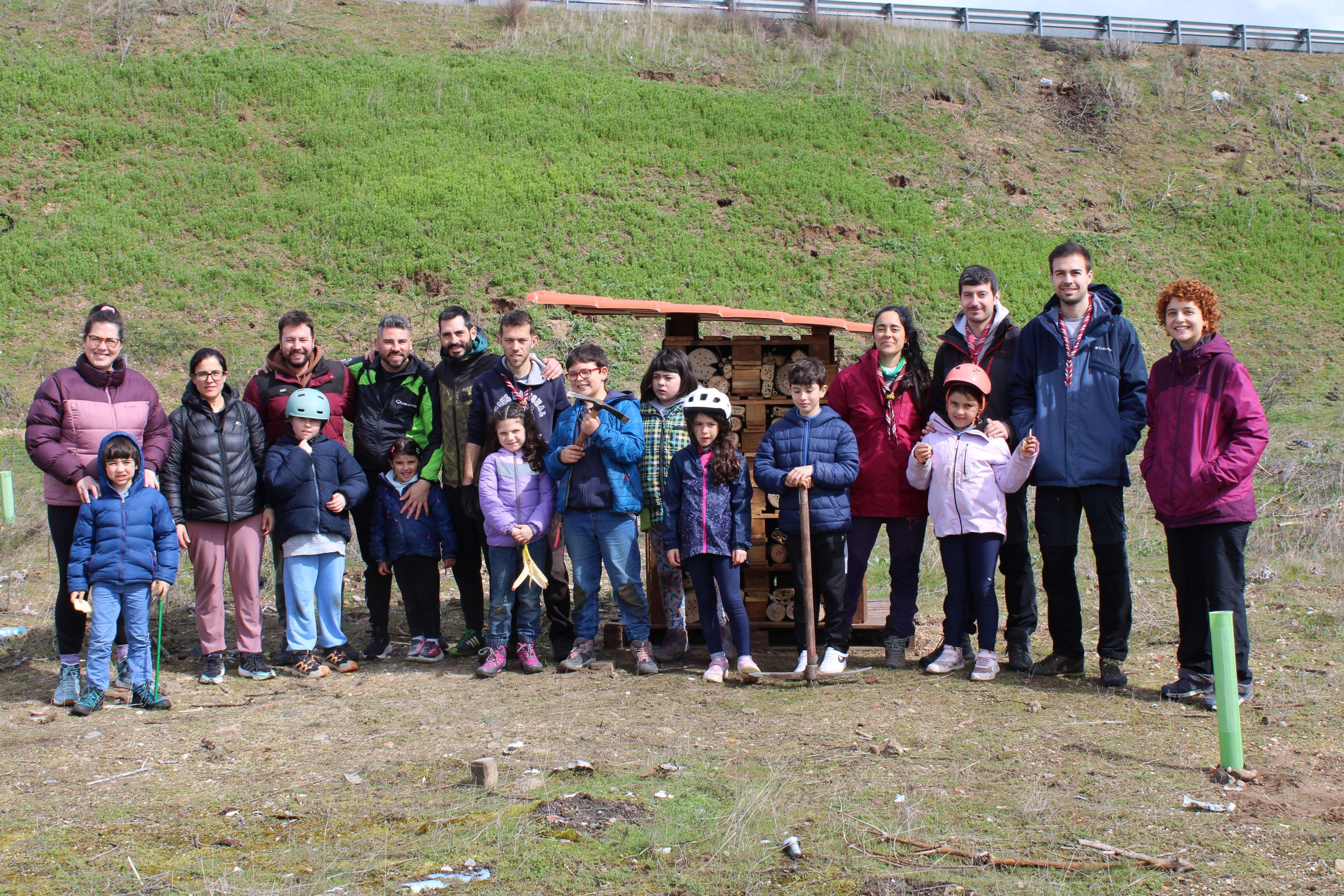voluntariado ambiental restauracion vertedero ilegal proyecto Libera scout Laguna de Duero
